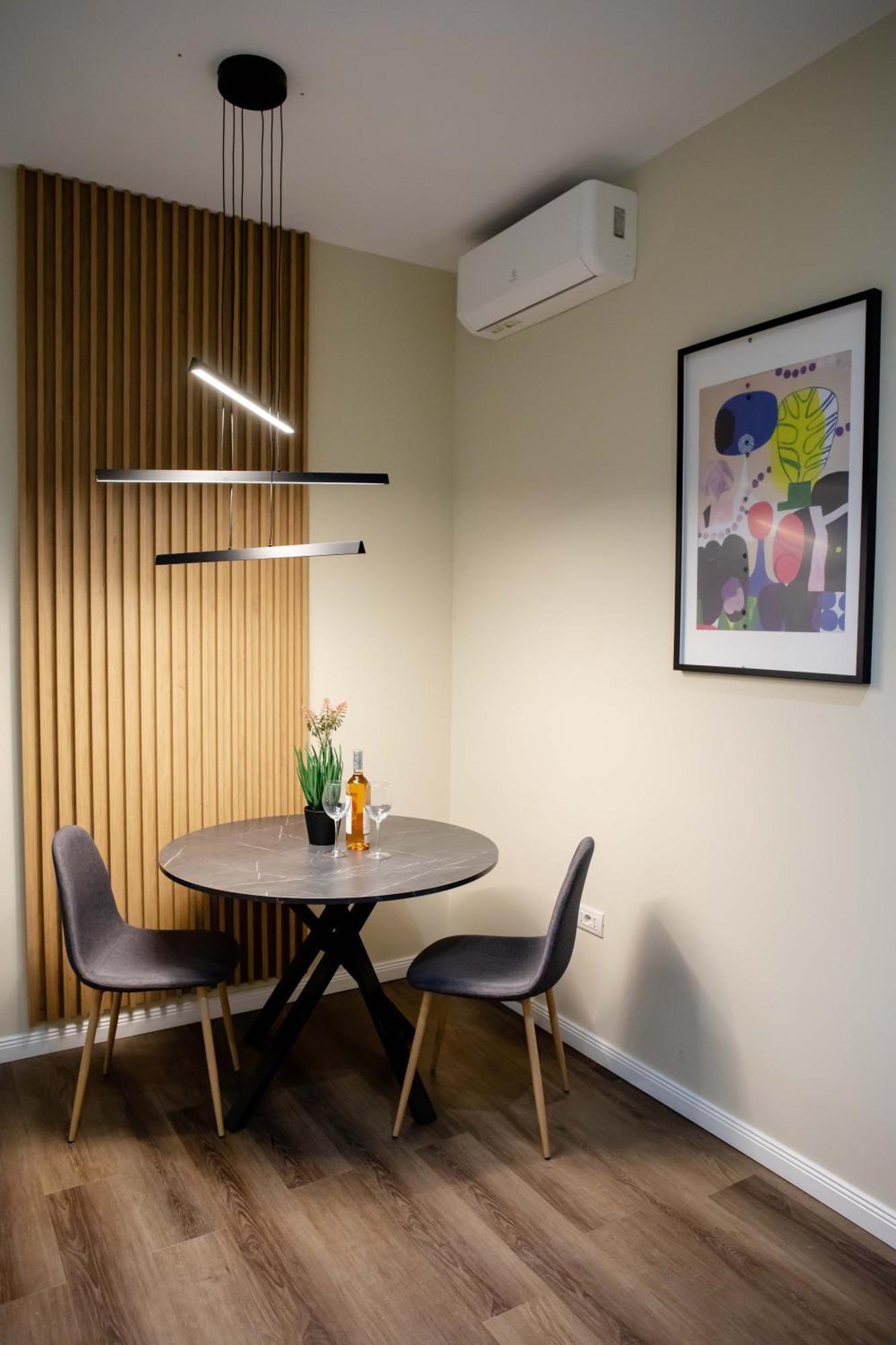 Apartment Beautiful New Super Location *