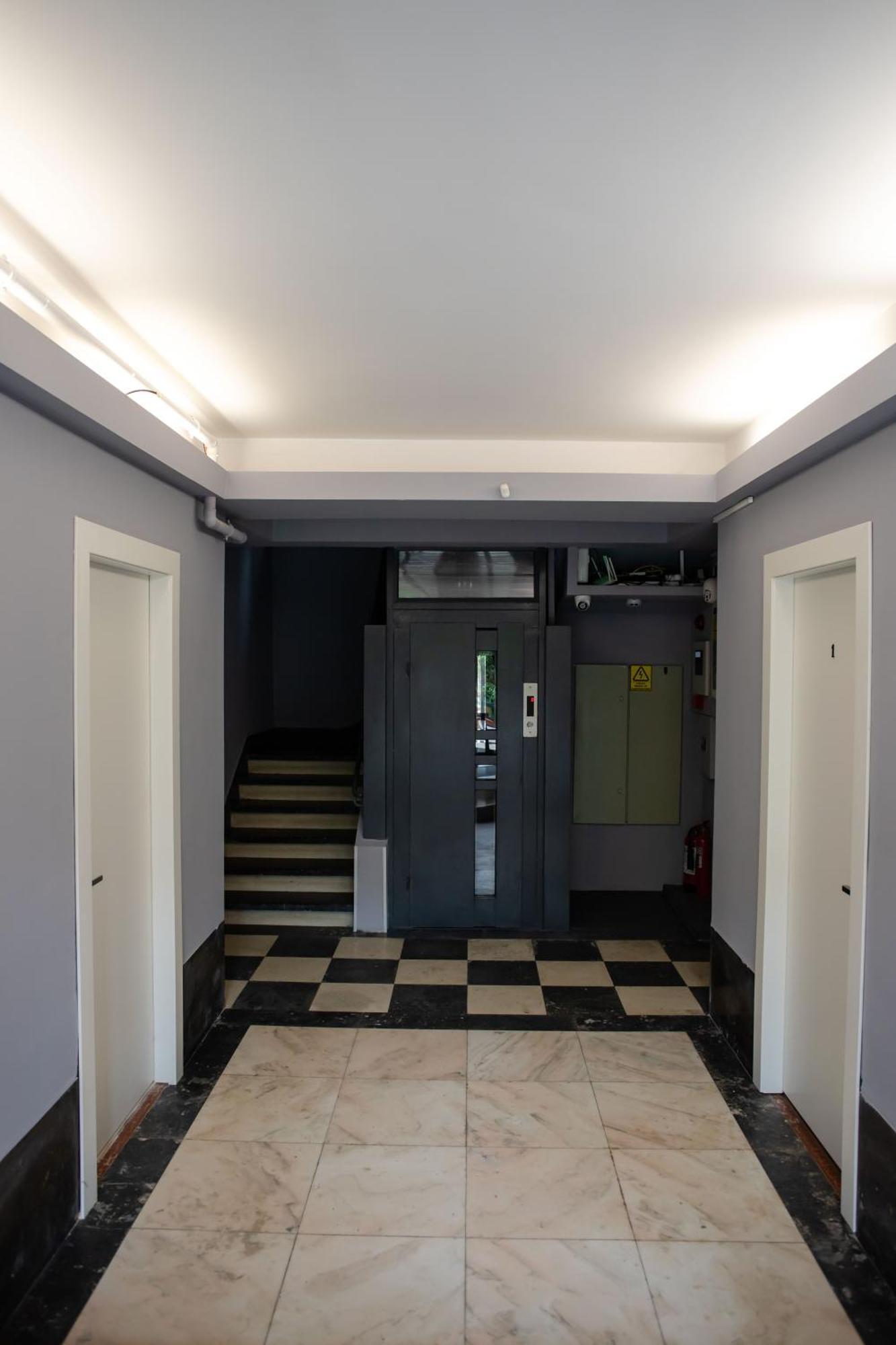 Apartment Beautiful New Super Location *